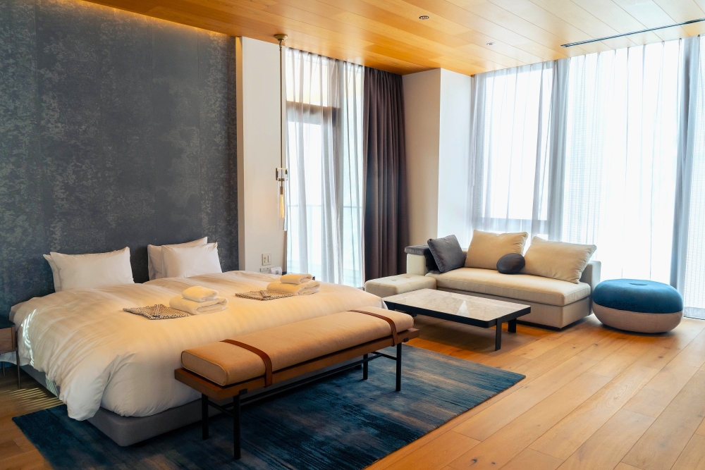 INTUITION-5BR Penthouse Residence - 008